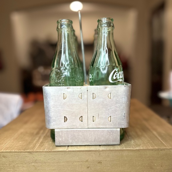 Vintage Coca-Cola Metal 6 pack bottle carrying container. - Picture 7 of 10